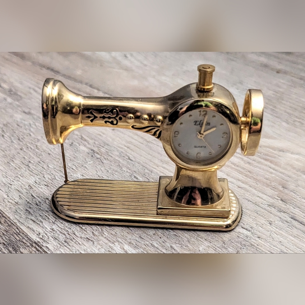 Vintage "Elgin" Gold Tone Sewing Machine Shaped Mini Clock Quartz - Picture 8 of 11